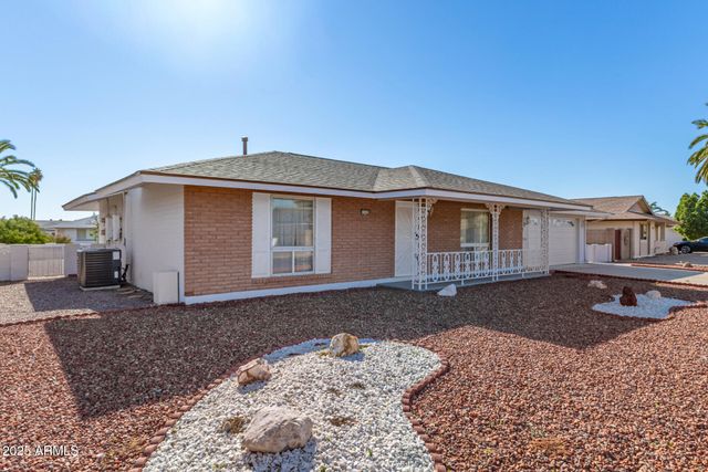 10403 W FLORIADE Drive, Sun City, AZ 85351