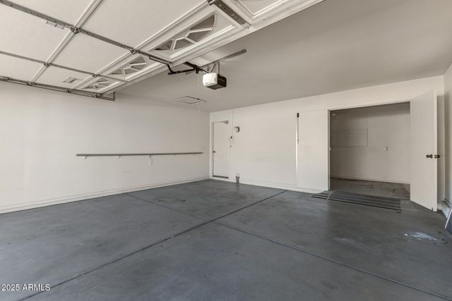 10403 W FLORIADE Drive, Sun City, AZ 85351