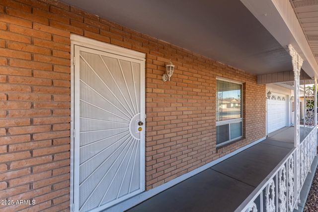 10403 W FLORIADE Drive, Sun City, AZ 85351