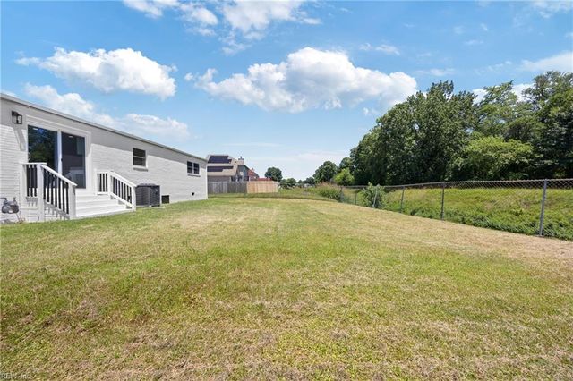 703 Terrace DR, Newport News, VA 23601