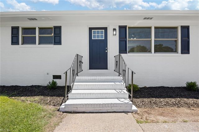 703 Terrace DR, Newport News, VA 23601