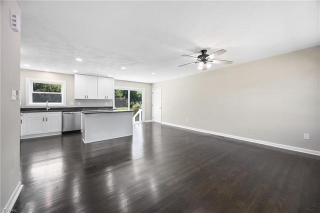 703 Terrace DR, Newport News, VA 23601