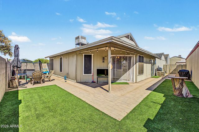 7018 S 41ST Place, Phoenix, AZ 85042