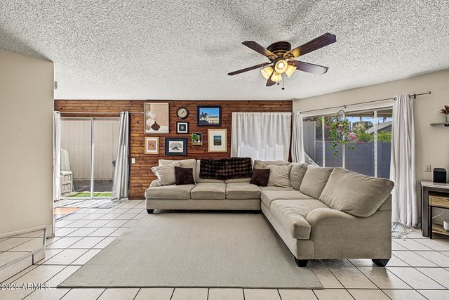 7018 S 41ST Place, Phoenix, AZ 85042