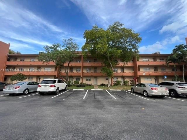 8810 W Mcnab Road 204, Tamarac, FL 33321