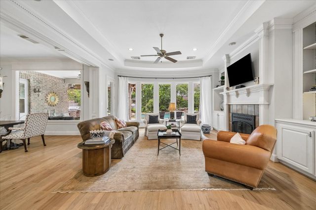 11421 Whippoorwill Road, Houston, TX 77024