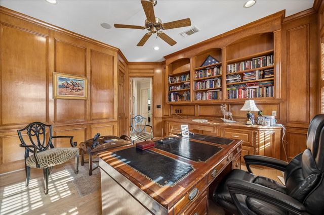 11421 Whippoorwill Road, Houston, TX 77024