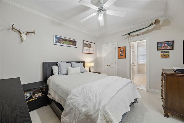 11421 Whippoorwill Road, Houston, TX 77024