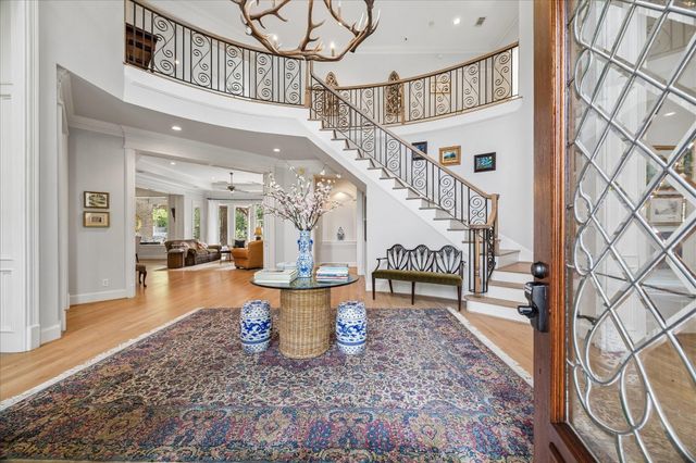 11421 Whippoorwill Road, Houston, TX 77024