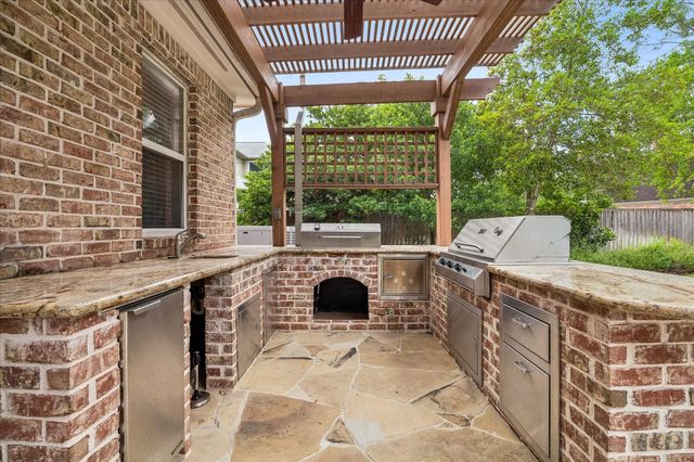 11421 Whippoorwill Road, Houston, TX 77024