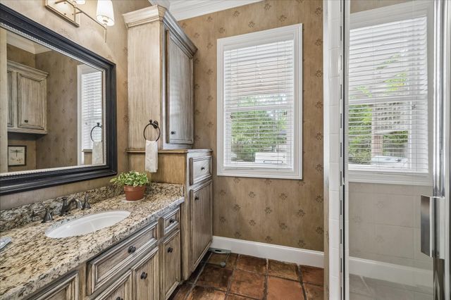 11421 Whippoorwill Road, Houston, TX 77024