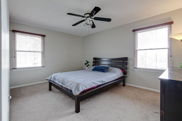 1515 Forever Avenue, Libertyville, IL 60048