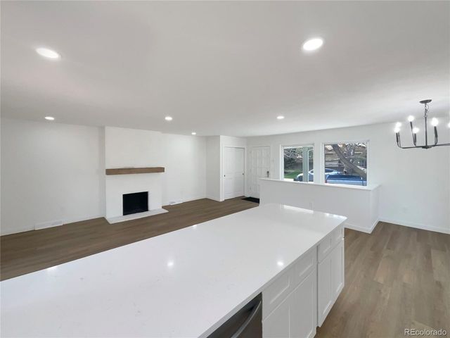 6616 Zang Cir, Arvada, CO 80004