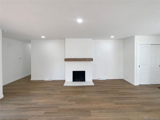 6616 Zang Cir, Arvada, CO 80004