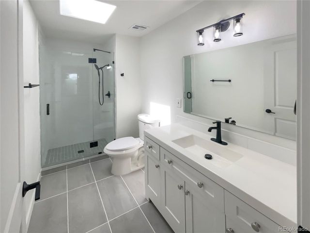 6616 Zang Cir, Arvada, CO 80004