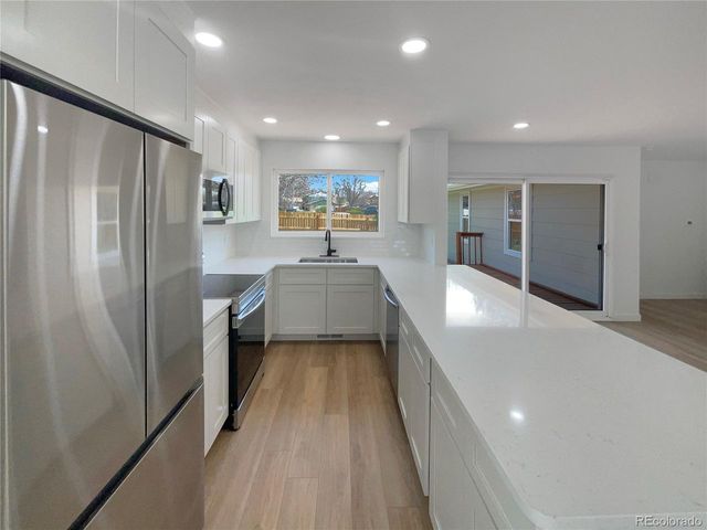 6616 Zang Cir, Arvada, CO 80004