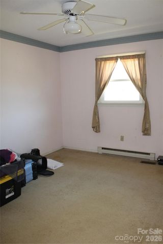 5445 Glenview Drive, Hickory, NC 28602