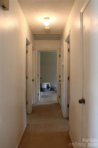 5445 Glenview Drive, Hickory, NC 28602