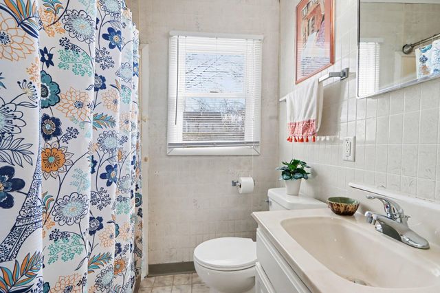 1706 Miller Road, Kalamazoo, MI 49001