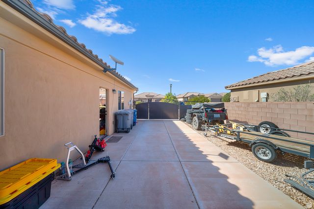 504 N SUGAR PLUMB LN, Washington, UT 84780