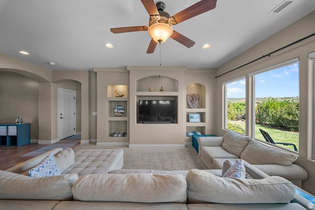 504 N SUGAR PLUMB LN, Washington, UT 84780