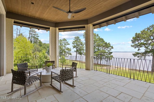 150 Old Trace Road, Madison, MS 39110