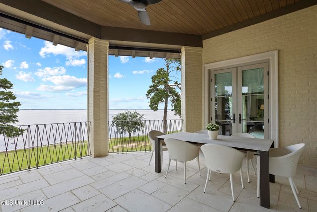 150 Old Trace Road, Madison, MS 39110