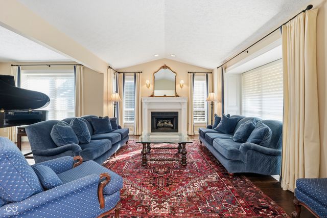 3322 Eden Village Drive, Carmel, IN 46033