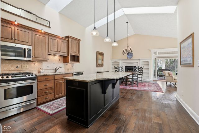 3322 Eden Village Drive, Carmel, IN 46033