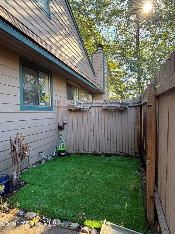 124 E Willow Tree LN, Hayden, ID 83835 photo 4