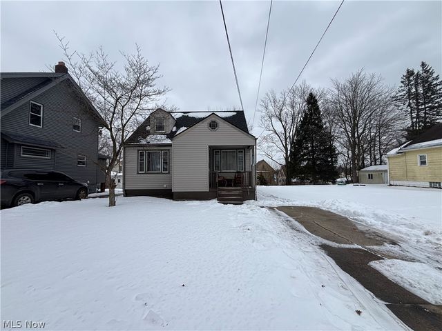 61 S Maryland Avenue, Youngstown, OH 44509