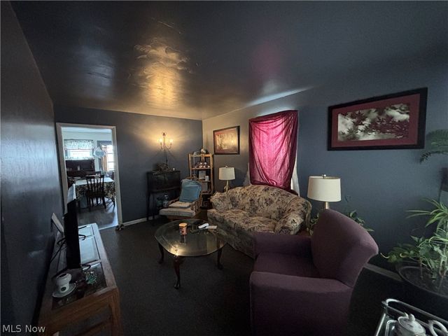 61 S Maryland Avenue, Youngstown, OH 44509