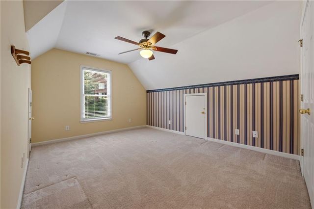 421 Clubview Drive, Woodstock, GA 30189