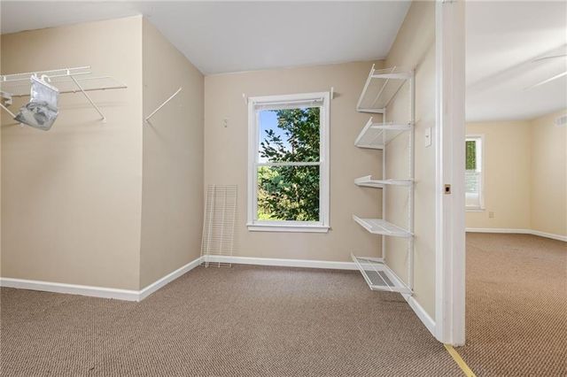 421 Clubview Drive, Woodstock, GA 30189