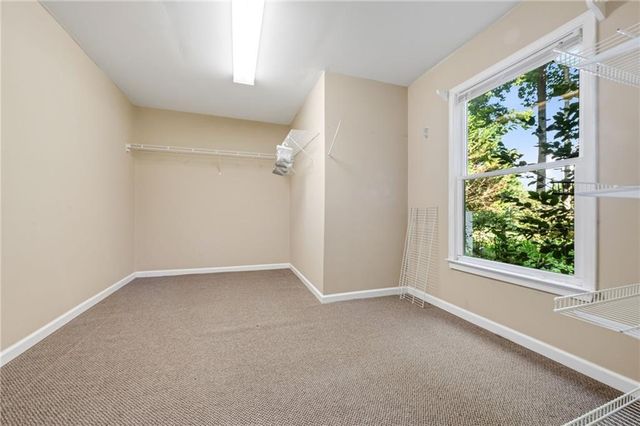 421 Clubview Drive, Woodstock, GA 30189