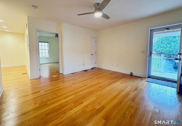 8 Woodside Avenue, Seymour, CT 06483