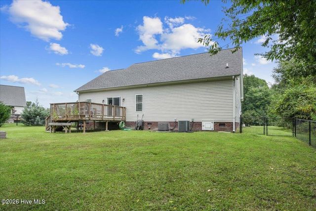 103 Pantego Place, Pikeville, NC 27863