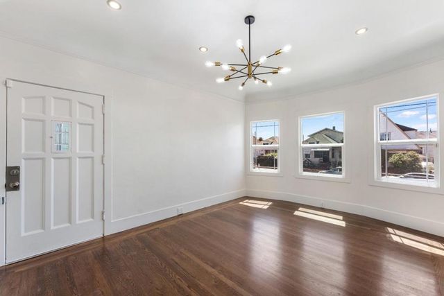 1511 19th Avenue, Oakland, CA 94606