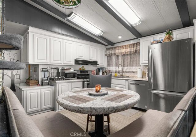1456 E Philadelphia 119, Ontario, CA 91761