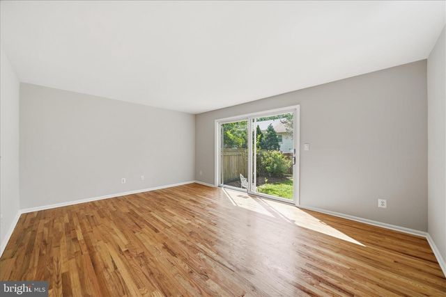 20126 WARINGWOOD, Gaithersburg, MD 20886
