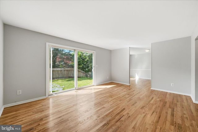 20126 WARINGWOOD, Gaithersburg, MD 20886