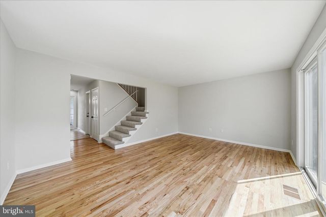 20126 WARINGWOOD, Gaithersburg, MD 20886