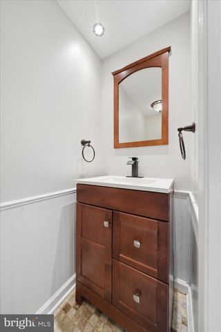 20126 WARINGWOOD, Gaithersburg, MD 20886