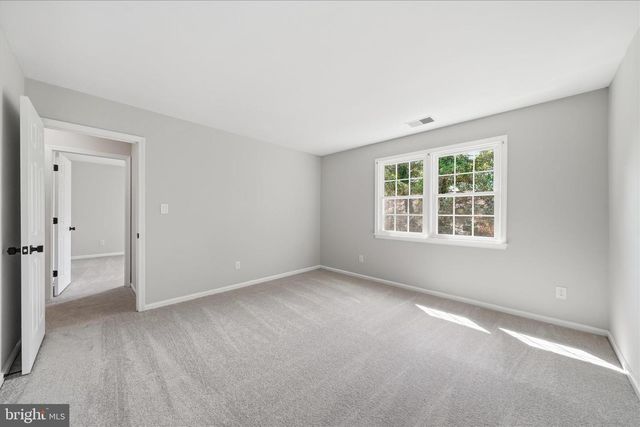 20126 WARINGWOOD, Gaithersburg, MD 20886