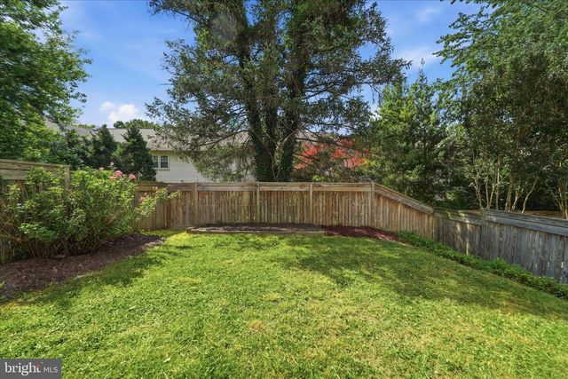 20126 WARINGWOOD, Gaithersburg, MD 20886