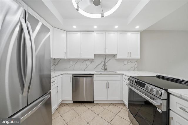 20126 WARINGWOOD, Gaithersburg, MD 20886
