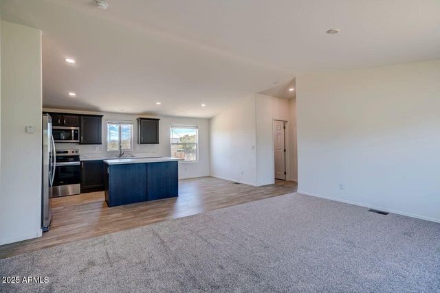 20809 E Antelope Road, Mayer, AZ 86333