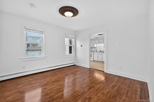 35 East Avenue, Middletown, NY 10940