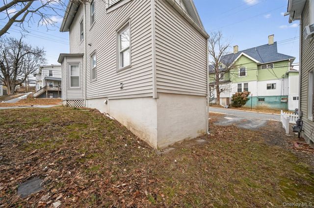 35 East Avenue, Middletown, NY 10940