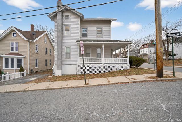 35 East Avenue, Middletown, NY 10940